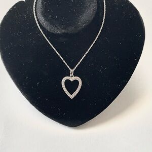 ❤️Sterling Silver Marcasite Heart Necklace Open design❤️